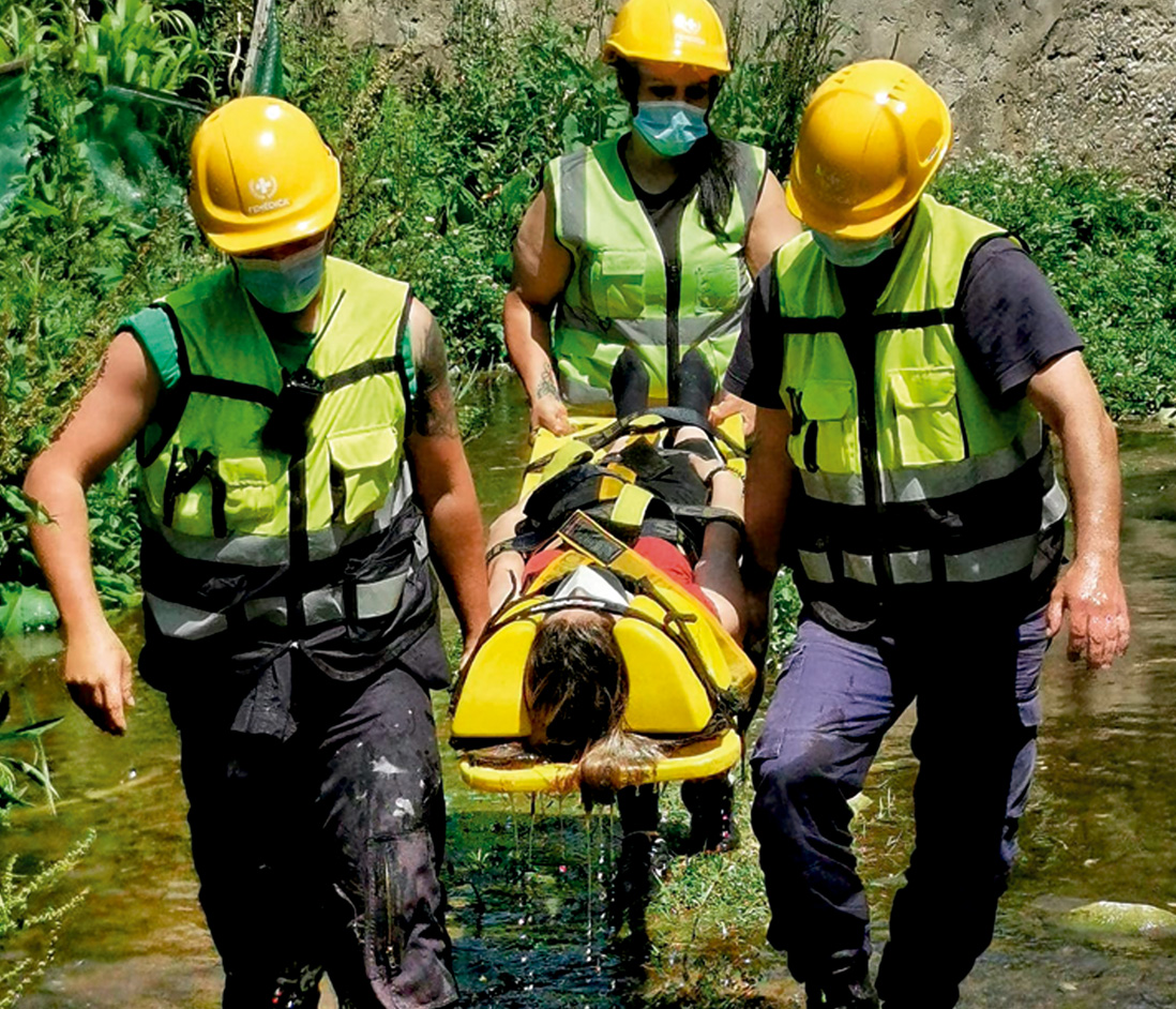 tripulante de ambulância de socorro